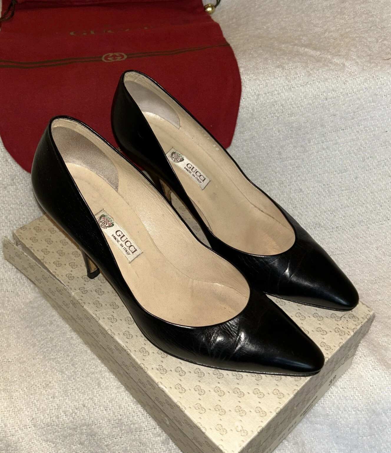 Chaussures escarpins à talons femme vintage Gucci classique cuir noir   pointure 38 / US 7,5