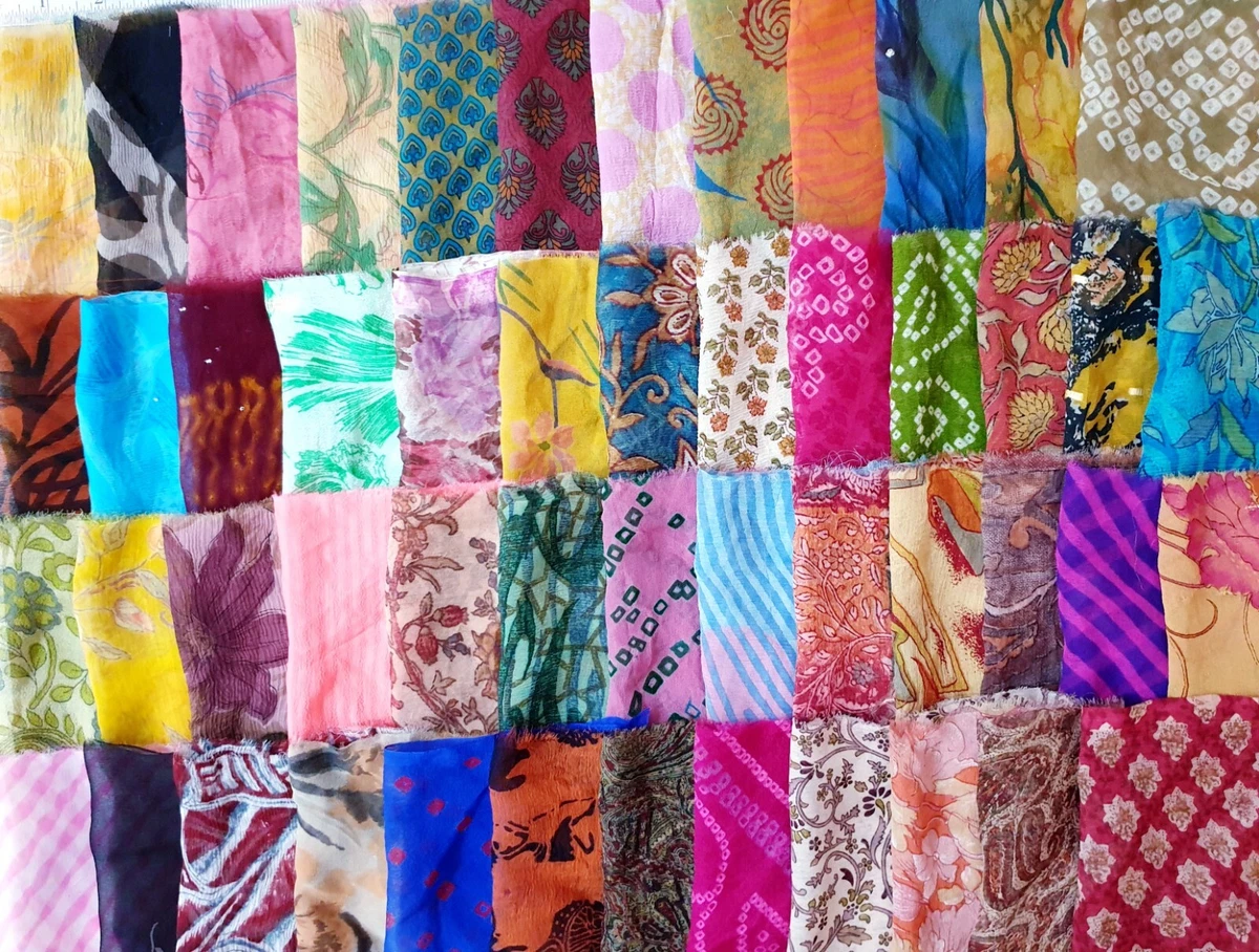 Sari CHIFFON Fabric Vintage Sari Fabric Material Remnant 50 pcs 8 SQUARES  DS77