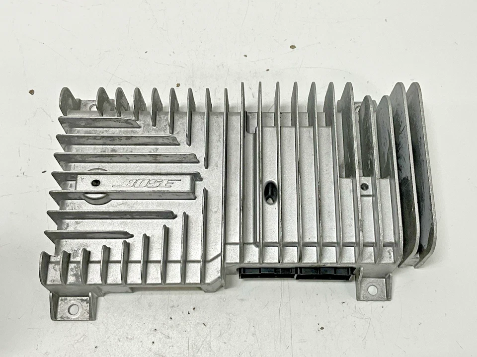 Nissan Armada 2017 radio amplificador de audio módulo de control Bose 280611LA0A OEM Foto 2 de 4