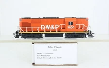 HO Atlas Classic Gold Duluth Winnipeg & Pacific RS-11 DCC Sound 10 002 157