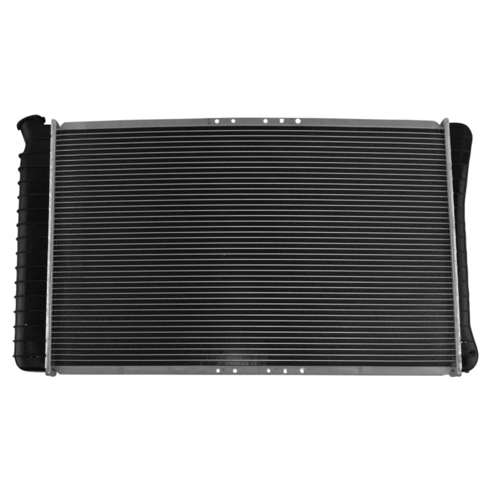 Conjunto de radiador tanques de plástico núcleo de aluminio para Chevy GMC Buick Oldsmobile nuevo Foto 2 de 3