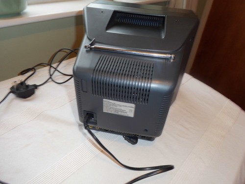 Vintage Goodmans 10" Portable Colour TV Boxed / Working / Analogue / Gaming - Picture 7 of 21