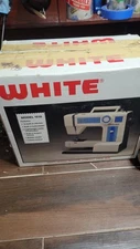 White/Domestic 1510 Sewing Machine Precision Built Zigzag - Used  TESTED 