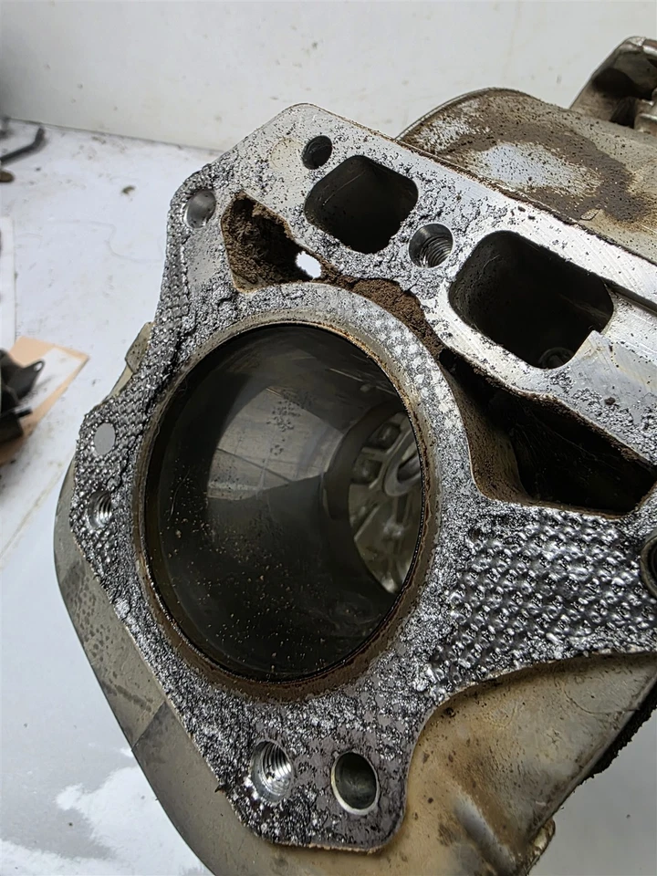 Kawasaki FH491V-AS04 17HP Engine Bare Block - Image 3 of 4