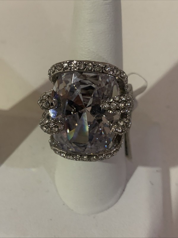 MASSIVE SILVER TONE SPARKLING RHINESTONE COCKTAIL SPECIAL OCCASION RING SZ.8 NWT