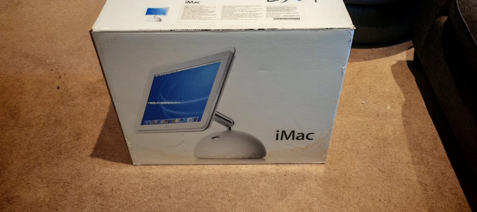 Apple iMac G4 15" 1GHz PowerPC/1.25GB Ram/80GB HDD/OS X - Image 2 of 4