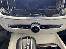 Audio Equipment Radio Control Panel Fits 18-24 VOLVO XC60 991093