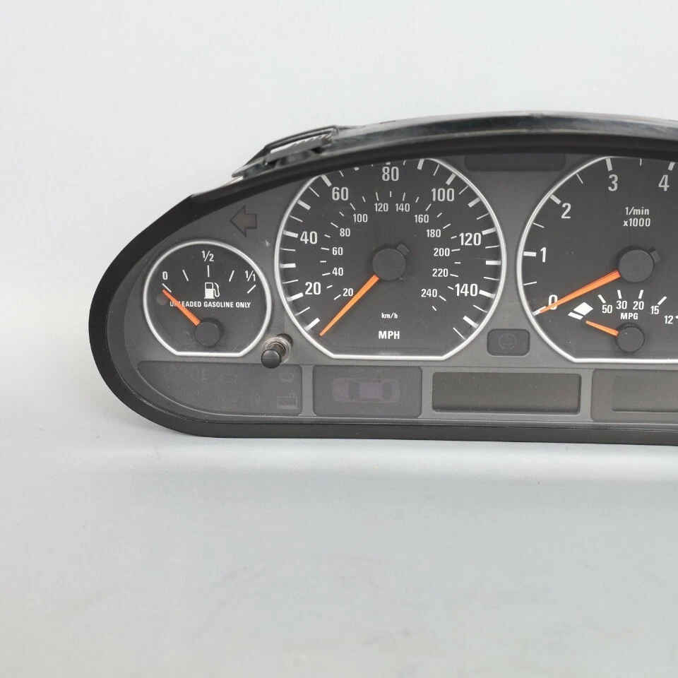 2003-2006 BMW 330ci Speedo Speedometer Instrument Cluster OEM Used Foto 4 de 4