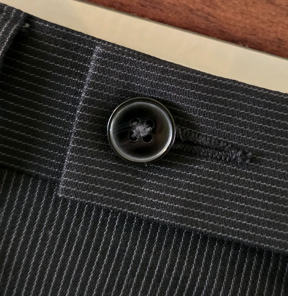 CALVIN KLEIN Suit Men's 44L 37x32 Peak Lapel Black Gray Stripes Wool Dual Vents - Image 4 of 4