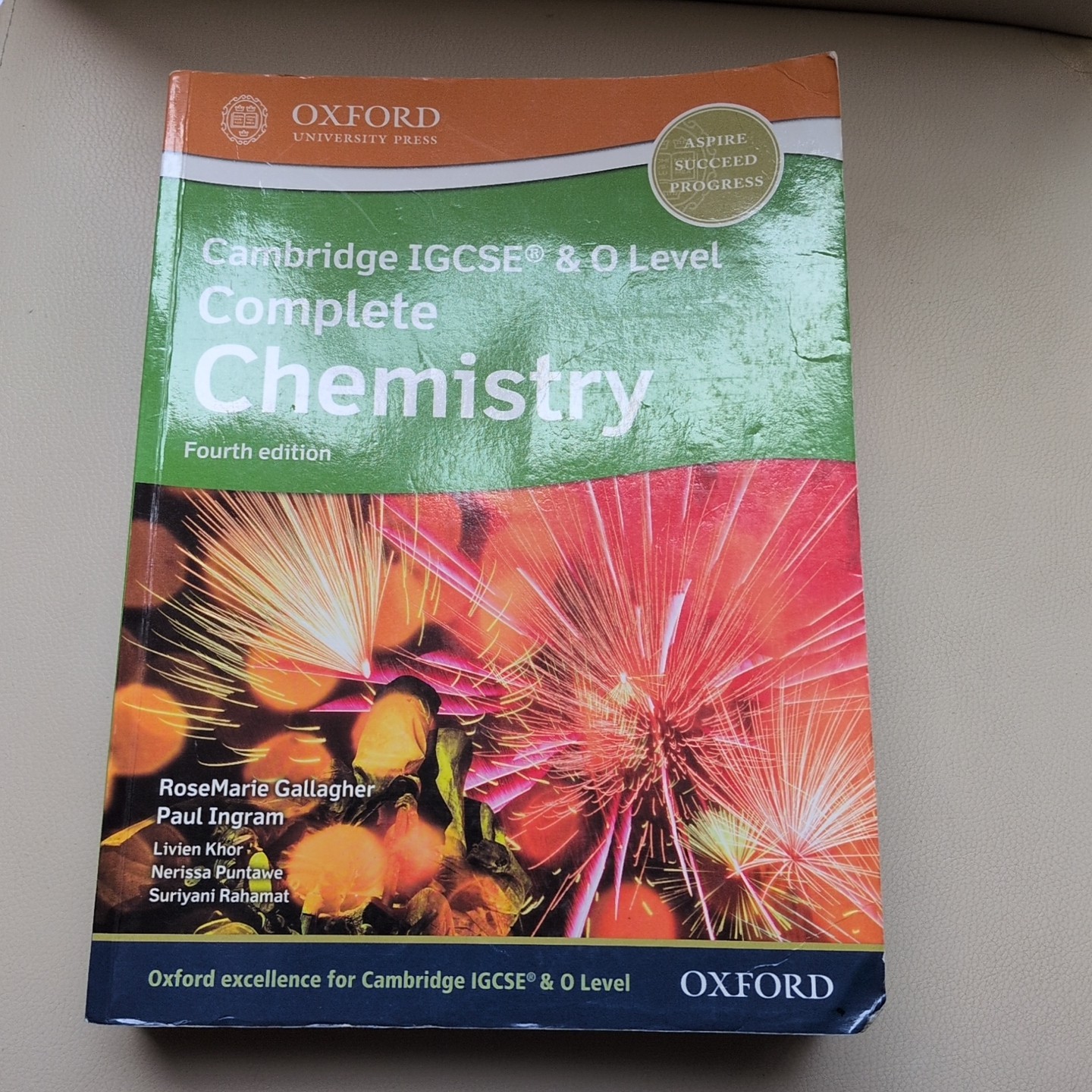 Cambridge IGCSE® & O Level Complete Chemistry