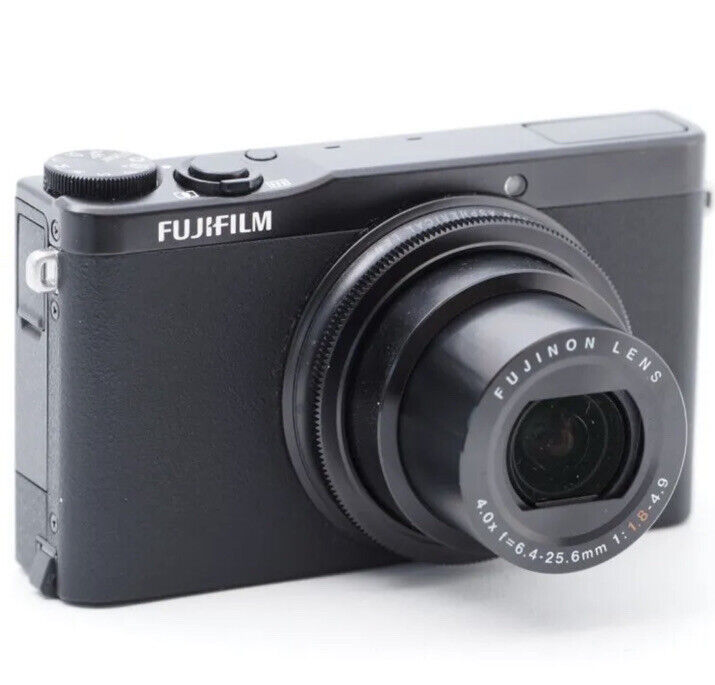 FUJIFILM XQ1 FX-XQ1 digital camera Black BK