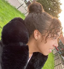 Disney Solid 18k Gold  earrings Original Looney Tunes Warner Bros Hallmarked HMD