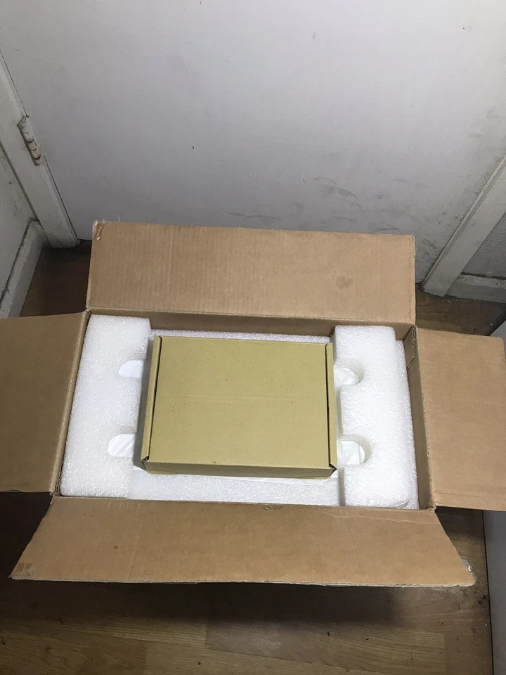 DatOptic eBOX-TeSU Single Thunderbolt/eSATA 5 SATA Trayless Raid/JBOD Enclosure - Image 2 of 4