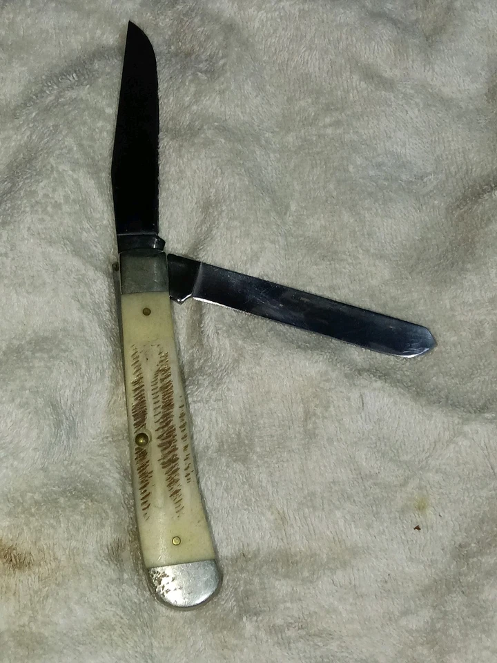 Navaja de bolsillo plegable vintage con estuche de cuero Foto 4 de 4