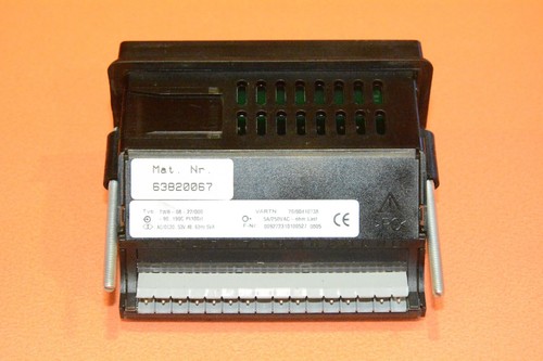 Jumo iTRON TWB-08-22/000 Temperature Controller - Picture 4 of 8
