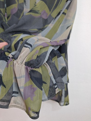 Next Ladies Size 16 Long Sleeve Green Mix Printed Ruffle Top Blouse New RRP28,00 - Picture 4 of 11