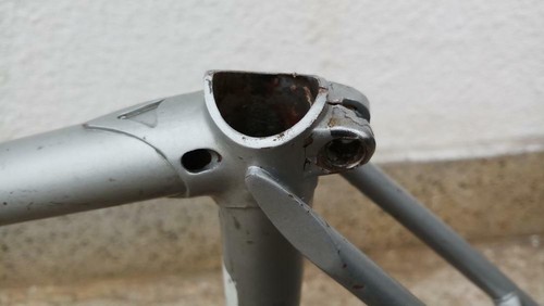 VINTAGE STEEL BICYCLE FRAME SET AMASTRO 700c - Picture 7 of 8