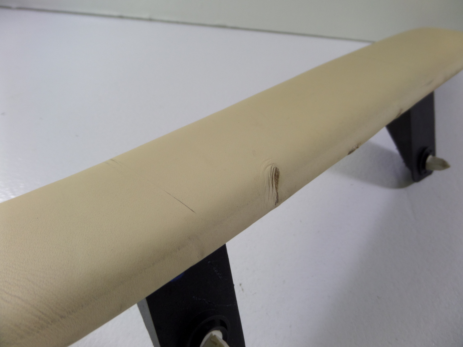 06-13 Bentley Continental Flying Spur Left D Pillar Cover Trim MAGNOLIA 08 09 10