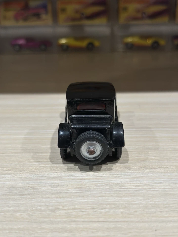 Modelo metálico escala 1/43 Solido - VOISIN 17CV 'CARENE' 1934 Foto 3 de 4