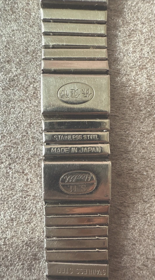 Pulsera de reloj vintage de acero inoxidable hecha en Japón S.M. SALUD Raro Foto 3 de 4