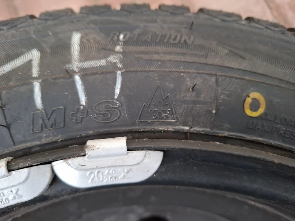 Kompletträder, Ganzjahresreifen gebraucht für Renault/Dacia - Bild 3 von 4