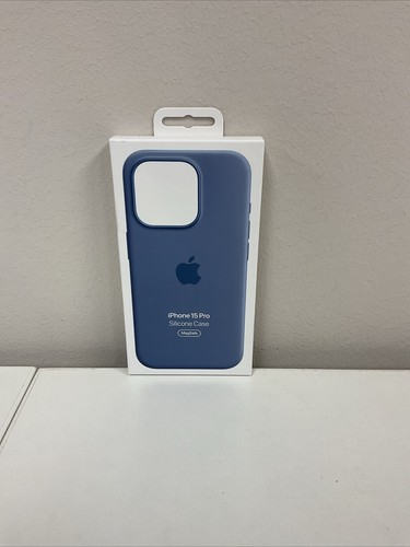Apple Silicone Case with MagSafe for iPhone 15 Pro - Winter Blue T14-55 - Picture 1 of 6