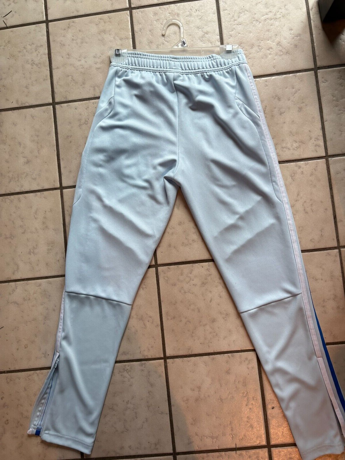 Picture 4 of 4