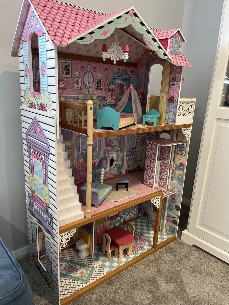 Giant dollhouse best sale