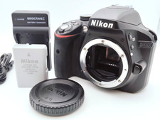  MINT Shutter Count/ 1,200 Nikon D3300 24.2MP DX DSLR Camera Body Japan 679