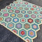 Vintage Handmade Grandmother's Flower Garden Quilt Scalloped Edge 90x87 Cotton — photo 2