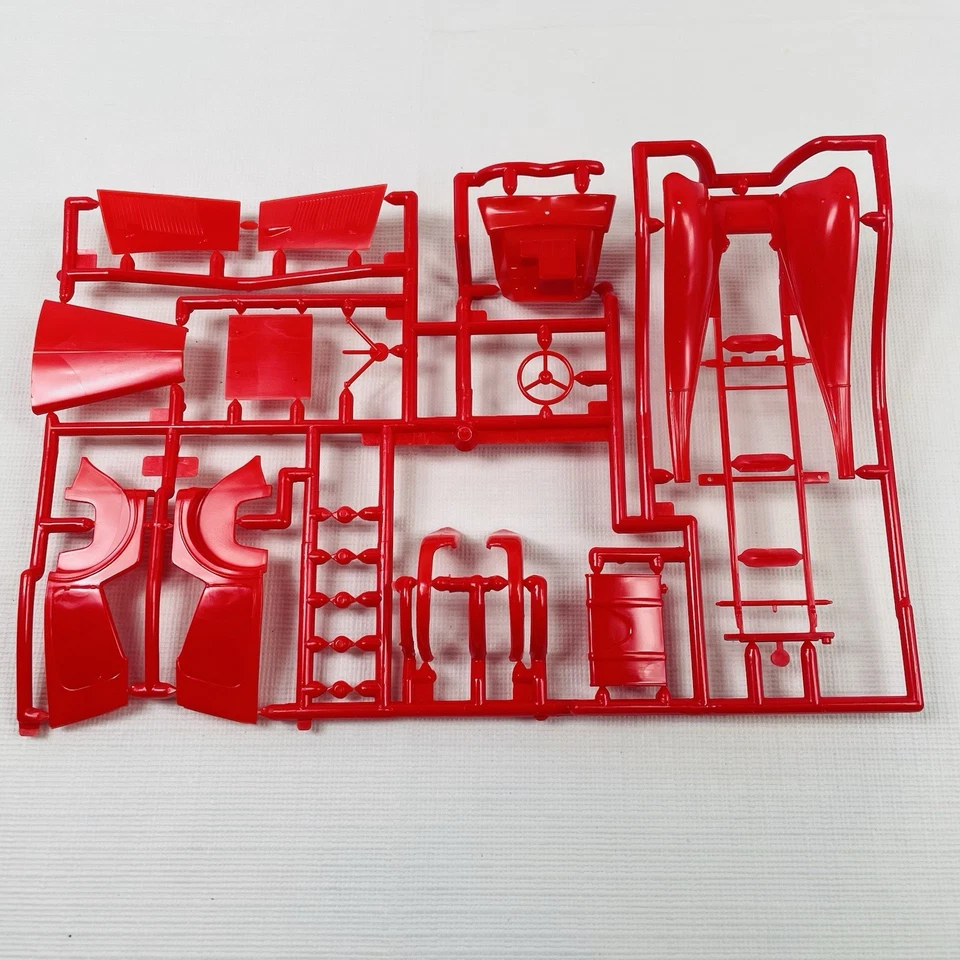 Matchbox MG TC Sports 1/32 Vintage Plastic Model Kit PK-306 - Damaged Box - Image 4 of 4