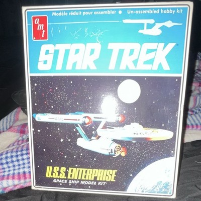 AMT Star Trek U.S.S. Enterprise Spacecraft Model Kit Unassembled Hobby MPN 6676