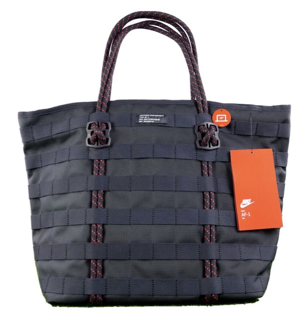 nike formflux tote