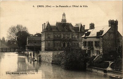Old postcard Creil La Passerelle et l'Hotel de Ville FRANCE (1014092)
