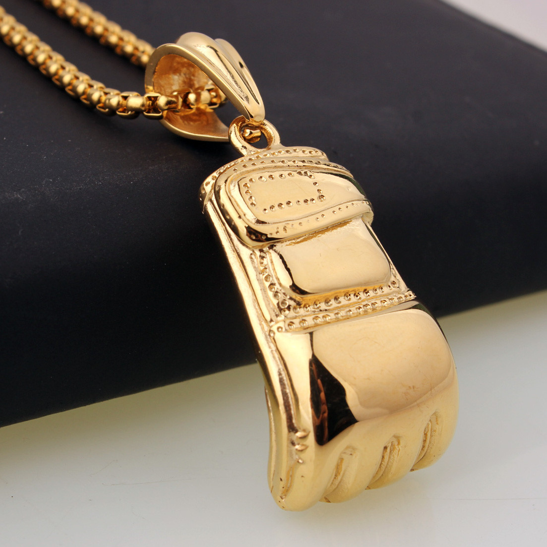Vintage Men Boxing Glove Necklace Rope Chain Fitness Boxing Jewelry Metal Cool Pendant For Nightclub Dropships