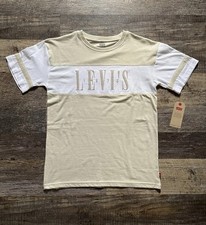 Levi  s Boys T Shirt Size Large Brand New With Tags