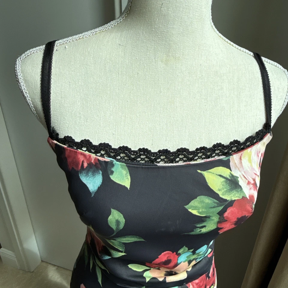 Karen Millen England Vintage Floral Black Satin Occasion Dress Size S (UK 10) - Image 2 of 4