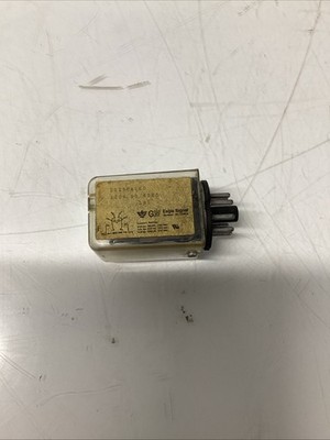 Eagle Signal 22Q2CA120 Cube Relay 120 VAC Coil R-771