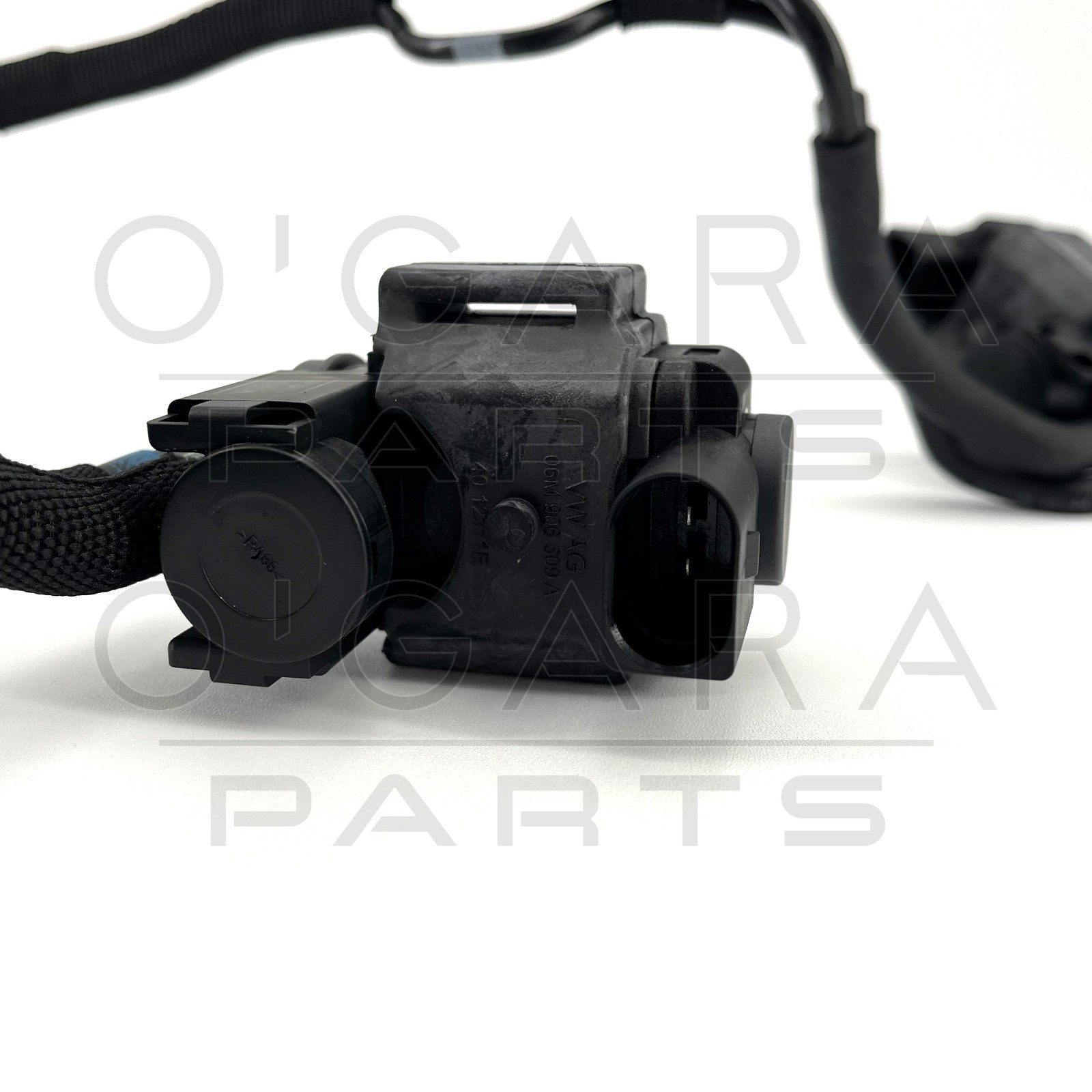 0P2131055P OEM Lamborghini Urus Vacuum Pump Set