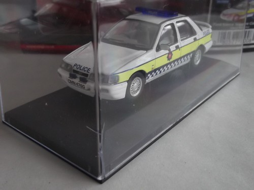 Vanguards VA10008, Ford Sierra Sapphire Cosworth, Isle of Man Police, 1:43-cert - Picture 7 of 7