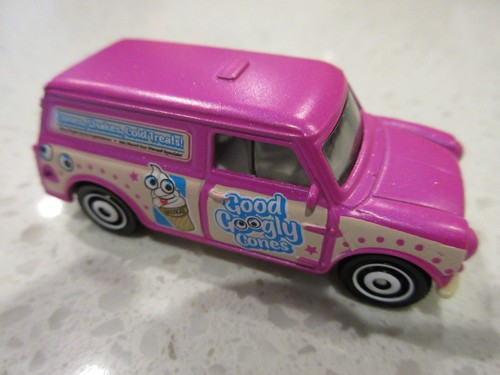 2006 Matchbox 1965 Austin Mini Van Purple MBX Retro Diecast Toy Race Car - Picture 2 of 5