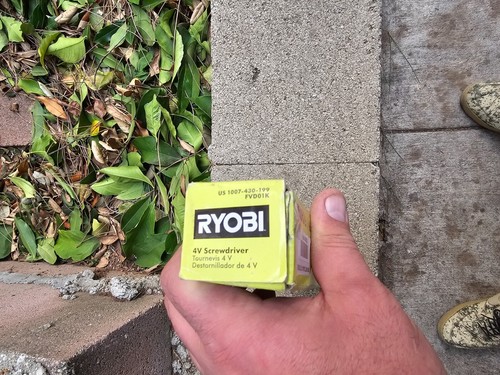 RYOBI FVD01K Cacciavite 4V Ricaricabile Cavo USB Incluso - Nuovo, Scatola Aperta - Foto 5 di 6