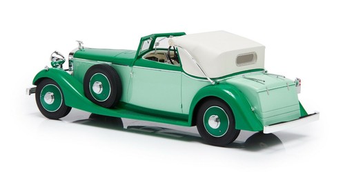 1934 Hispano Suiza J12 Drophead Coupé (półotwarte) w skali 1:18 od Esval Models - Zdjęcie 8 z 11