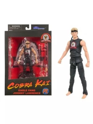 COBRA KAI FIGURA EAGLE FANG JOHNNY LAWRENCE DIAMOND SELECT TOYS