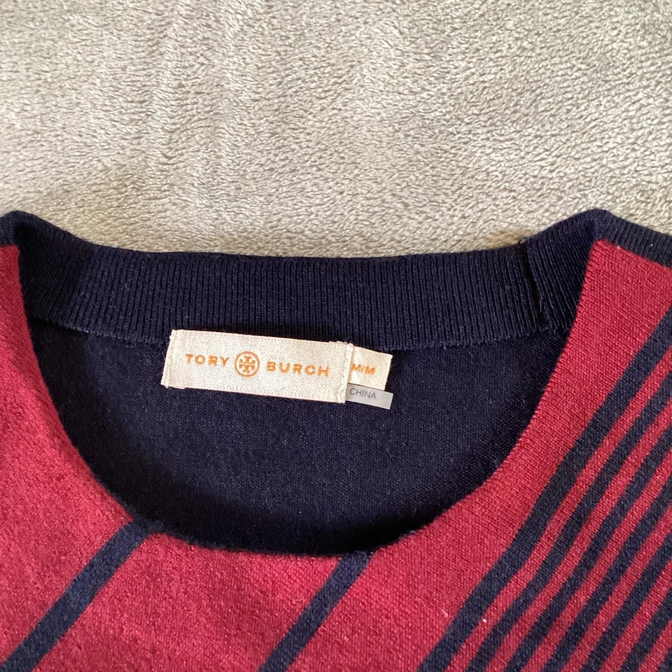 Женский свитер Tory Burch средний темно-красный в полоску с асимметричным подолом пуловер - Изображение 3 из 4