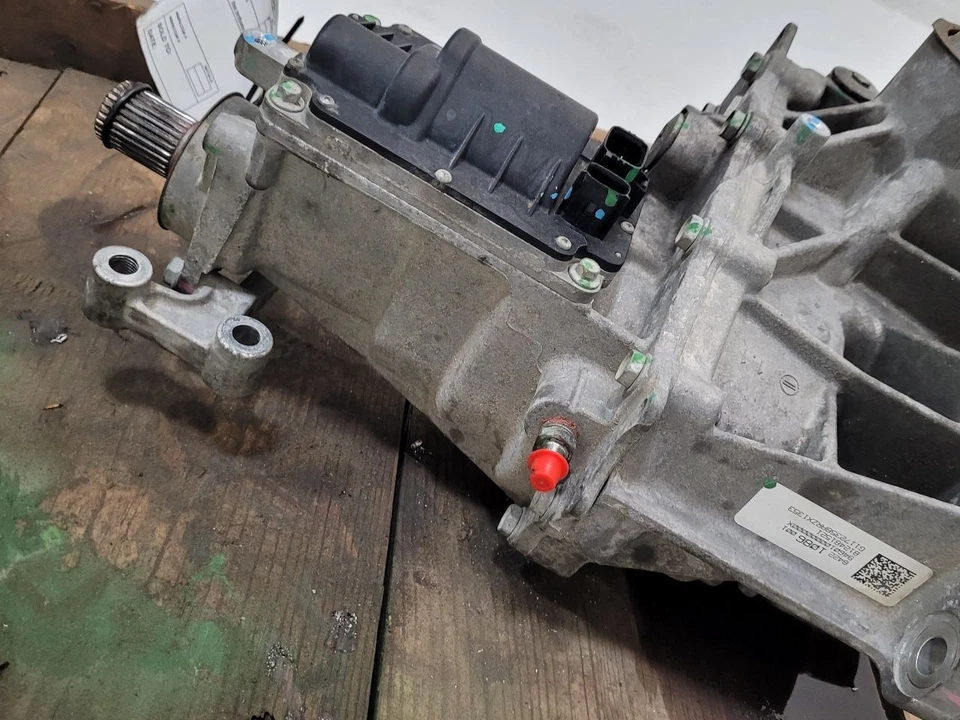 2018-2022 GMC TERRAIN Transfer Case AWD 84221086 18-22 - Image 3 of 4