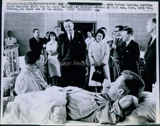 1965 Washington President Johnson Bethesda Naval Hospital Wirephoto 6X8 Vintage