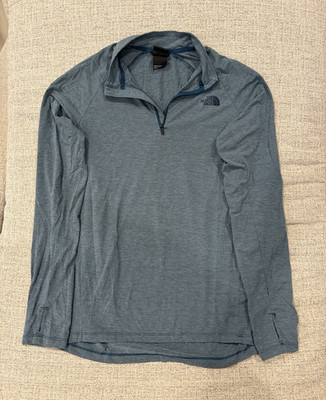 The North Face Men s Blue M 1/4 Zip Mock Neck Raglan Sleeve Pullover
