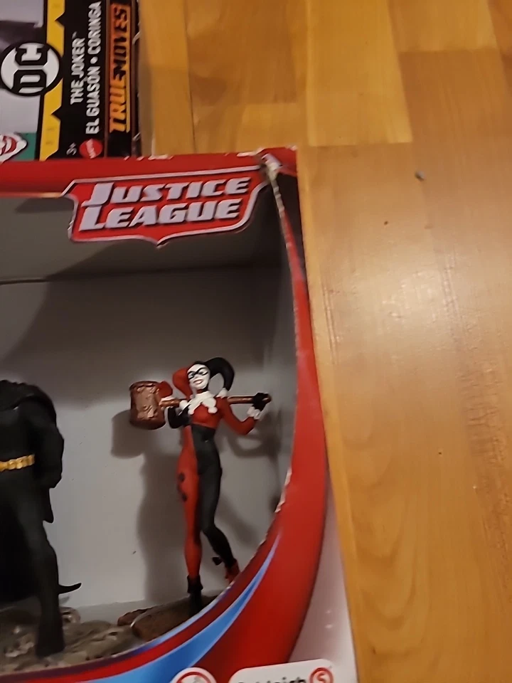 Lote Figuras Batman vs Liga de la Justicia - Caja Dmg Ver Fotos Joker Foto 2 de 4