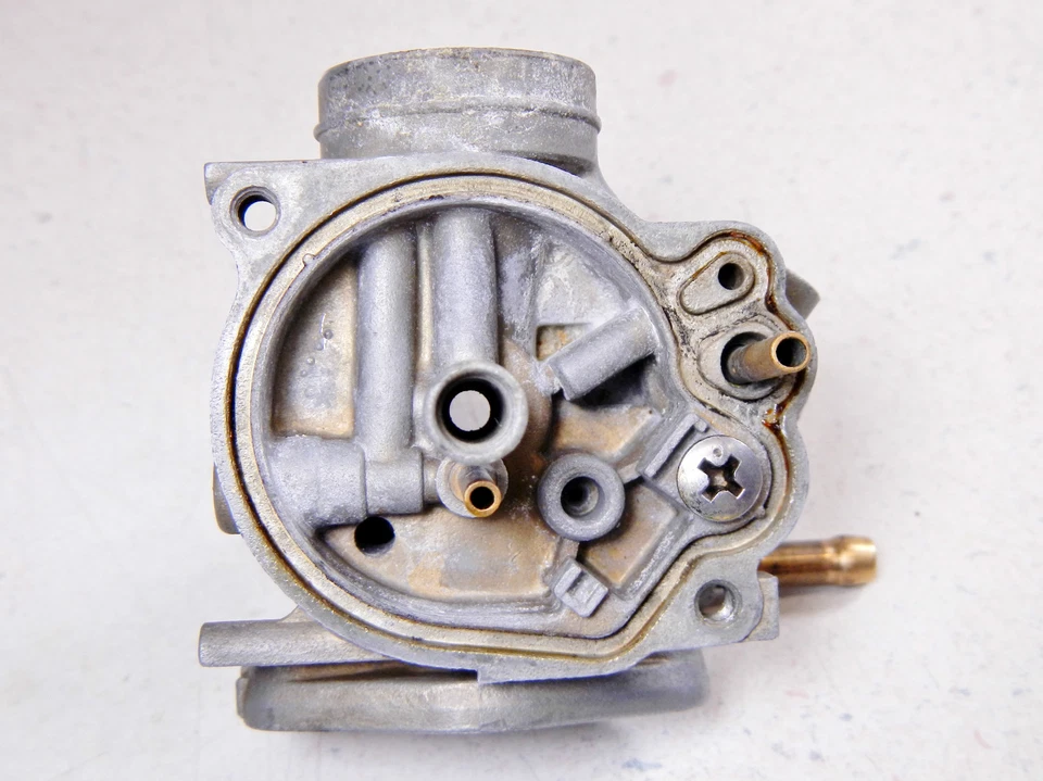 CARCASA CARROCERÍA CARBURADOR HONDA TG50 GYRO S 86 Foto 3 de 4